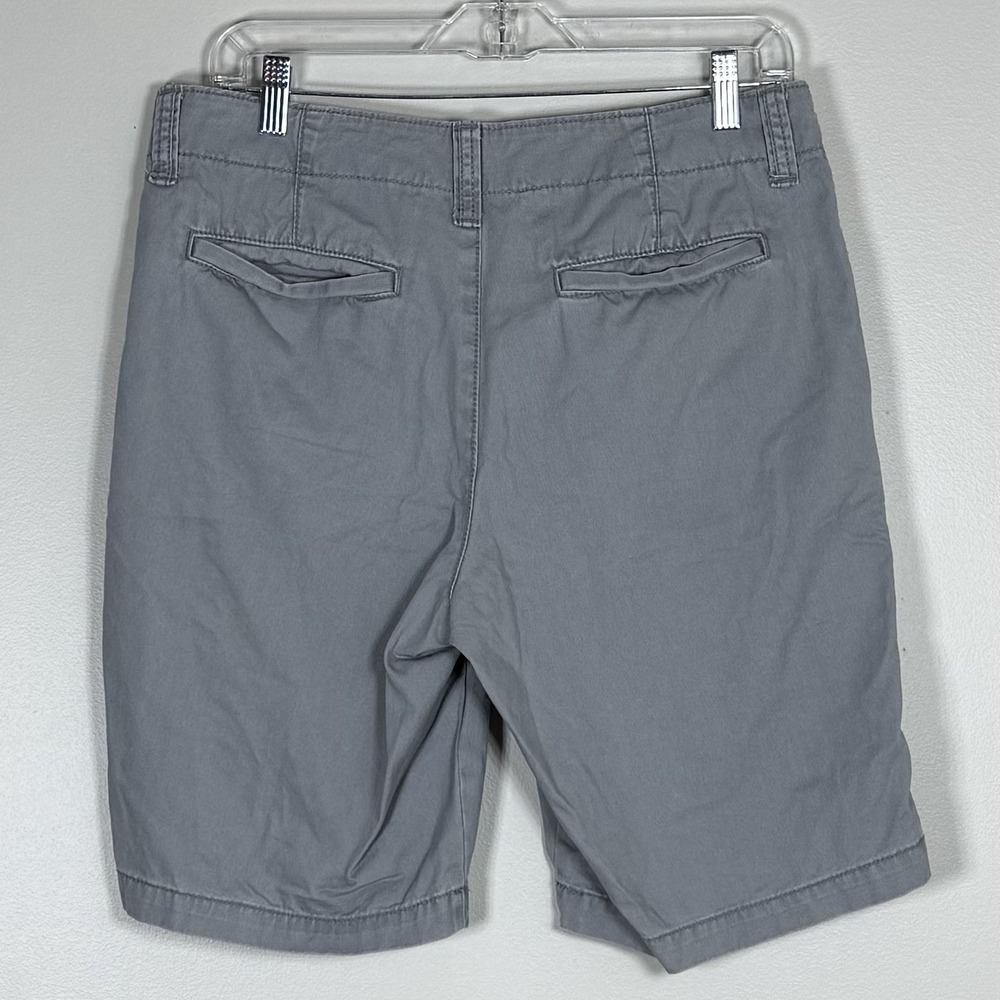 Old Navy Mens Lived In Straight Shorts Size 32 Gray Chino Casual Neutral Classic - Picture 2 of 9